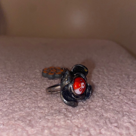 Charcoal Flower Statement Ring - Picture 2 of 3